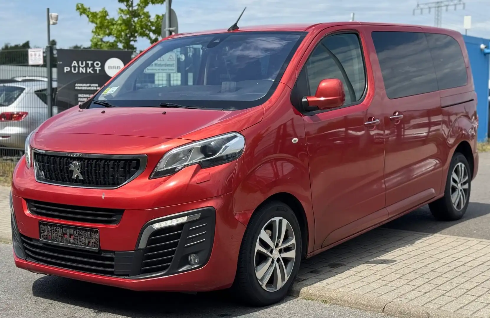 Peugeot Traveller Allure L2 VIP 8 Sitze Panorama Automat - 1