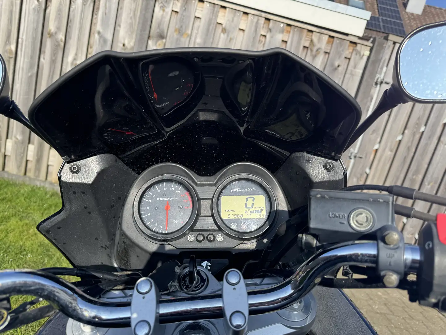 Suzuki Bandit 650 - 1