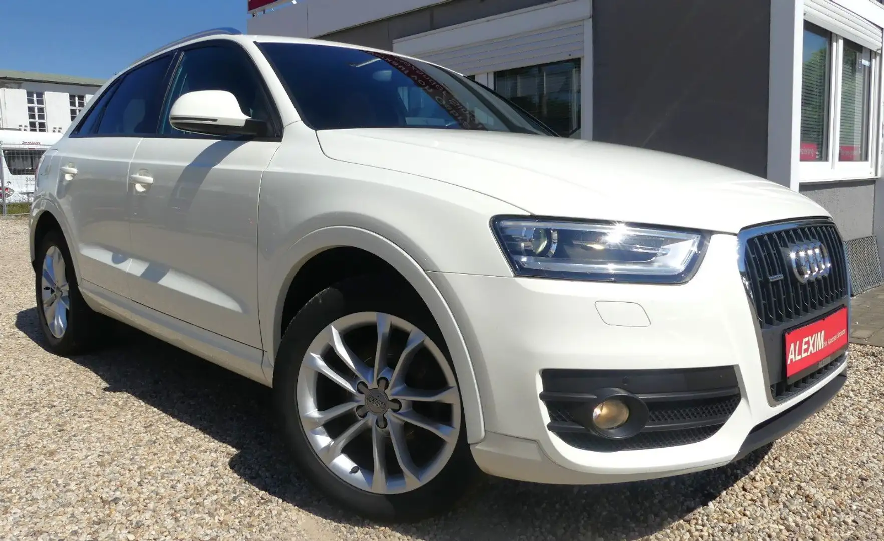 Audi Q3 2.0 TFSI quattro/Navi/Xenon/Leder/TÜV01.2027 Weiß - 2