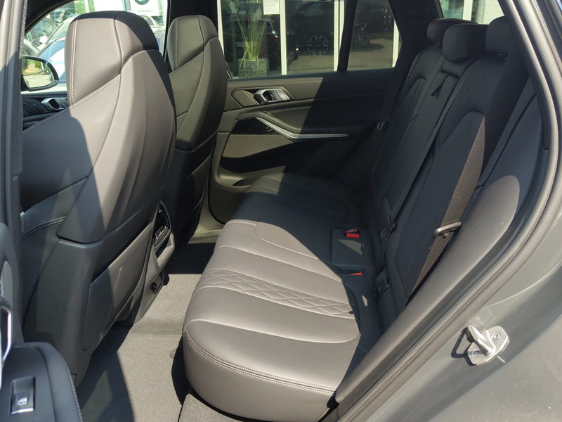 BMW X5 xDrive45e M Sport AHK/LASER/LUFT/MASS/HUD/INT — photo 6