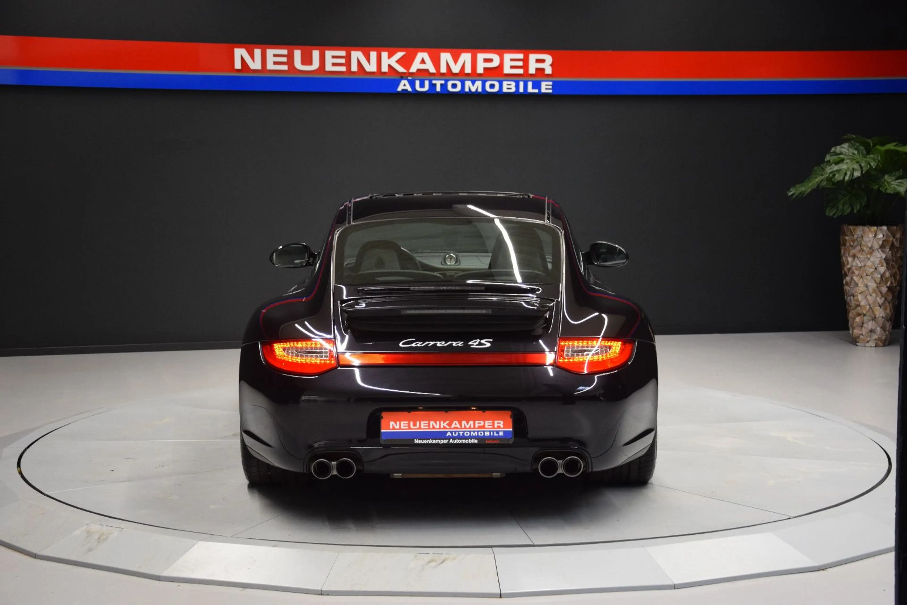 Porsche 997 911 Carrera 4 S Coupe Leder Navi PDC SSD 19 `` — photo 6