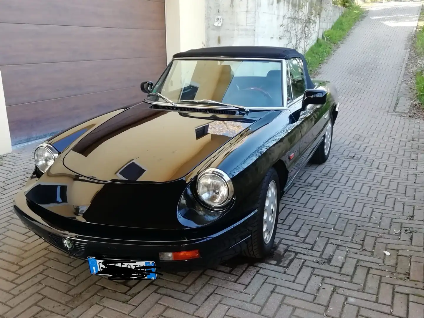 Alfa Romeo Spider 2.0 my90 - 1