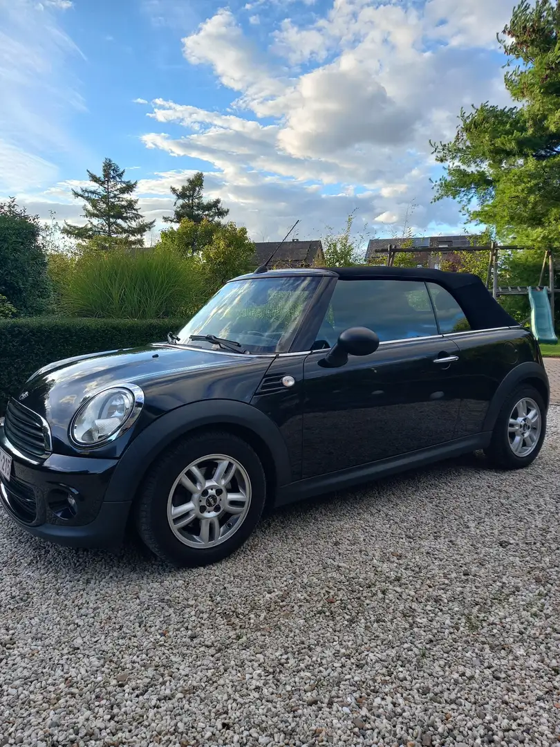 MINI One Cabrio Zwart - 1