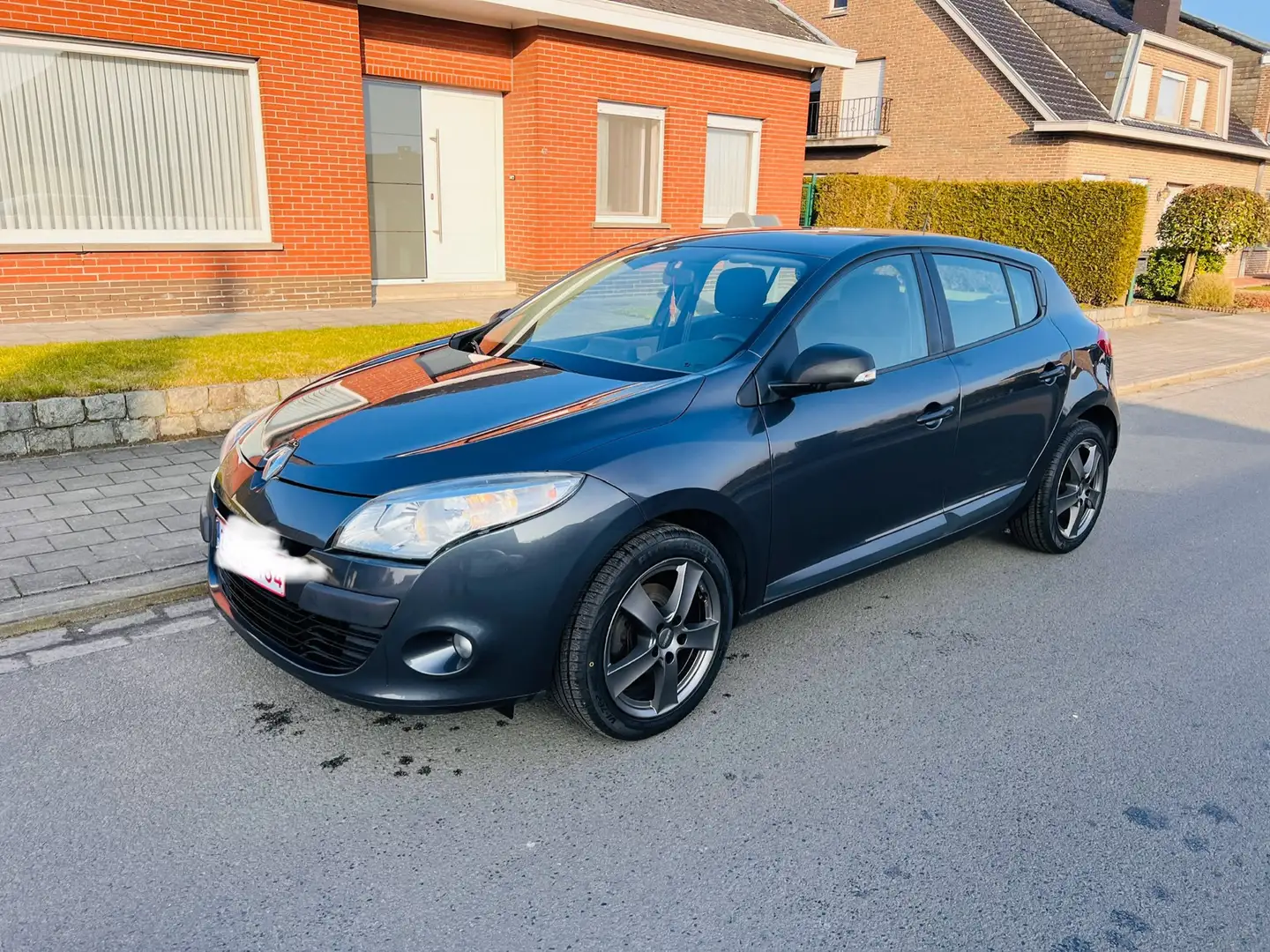 Renault Megane 1.6 Benzine Gris - 1