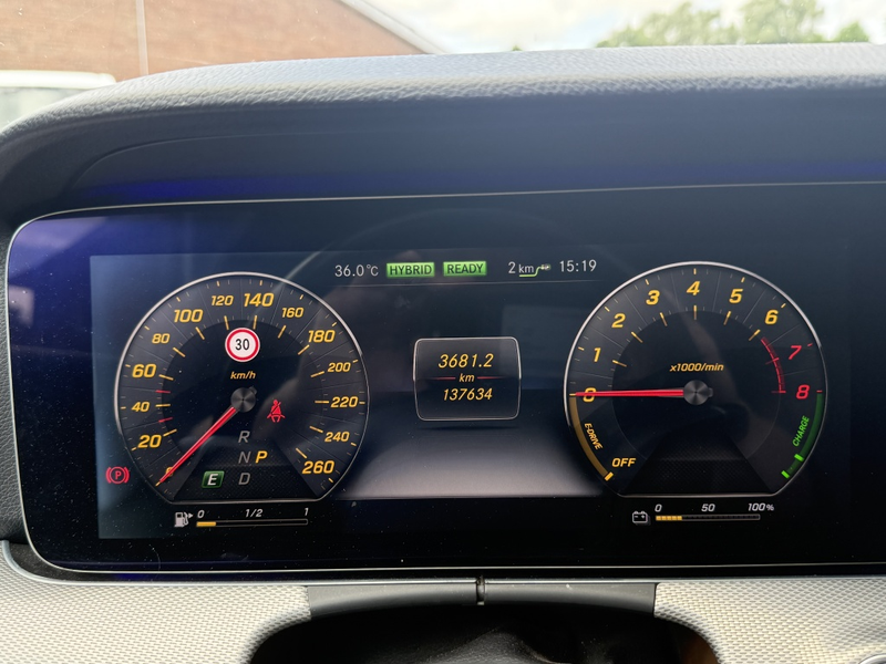 Mercedes-Benz E 350 e Hybrid Pres.Pl. pano/memory/sfeerverlichting — photo 13