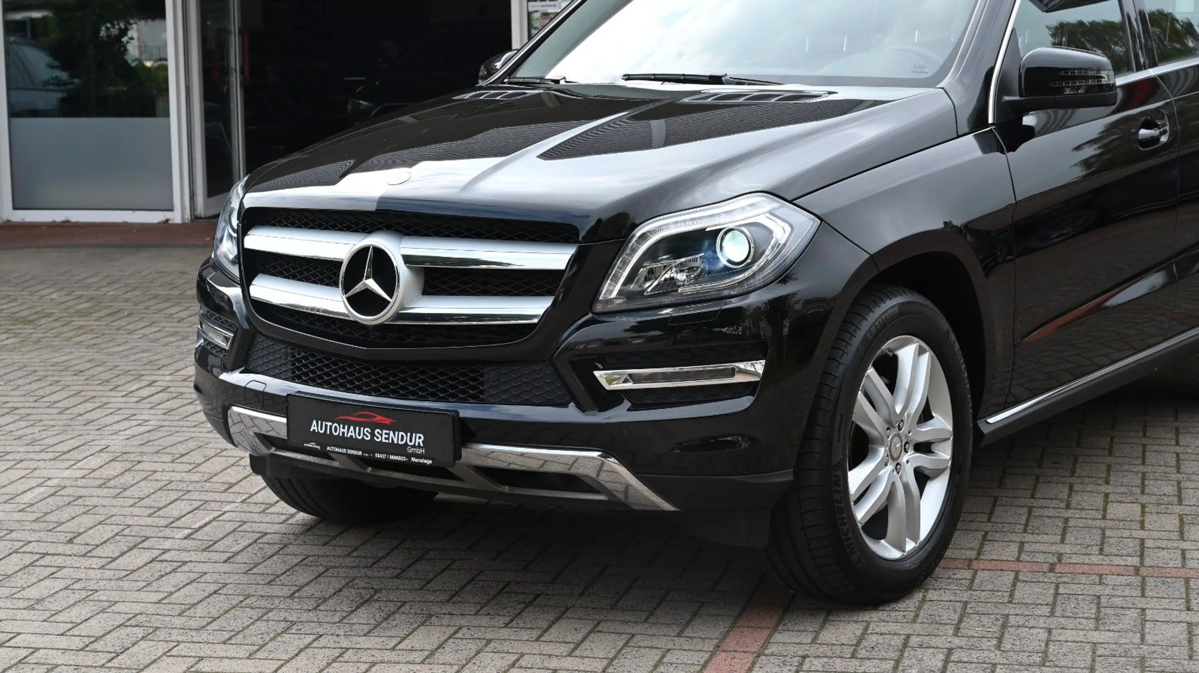Mercedes-Benz GL 350 4Matic *7-SITZER*KAMERA*LEDER*WENIG-KM — photo 3