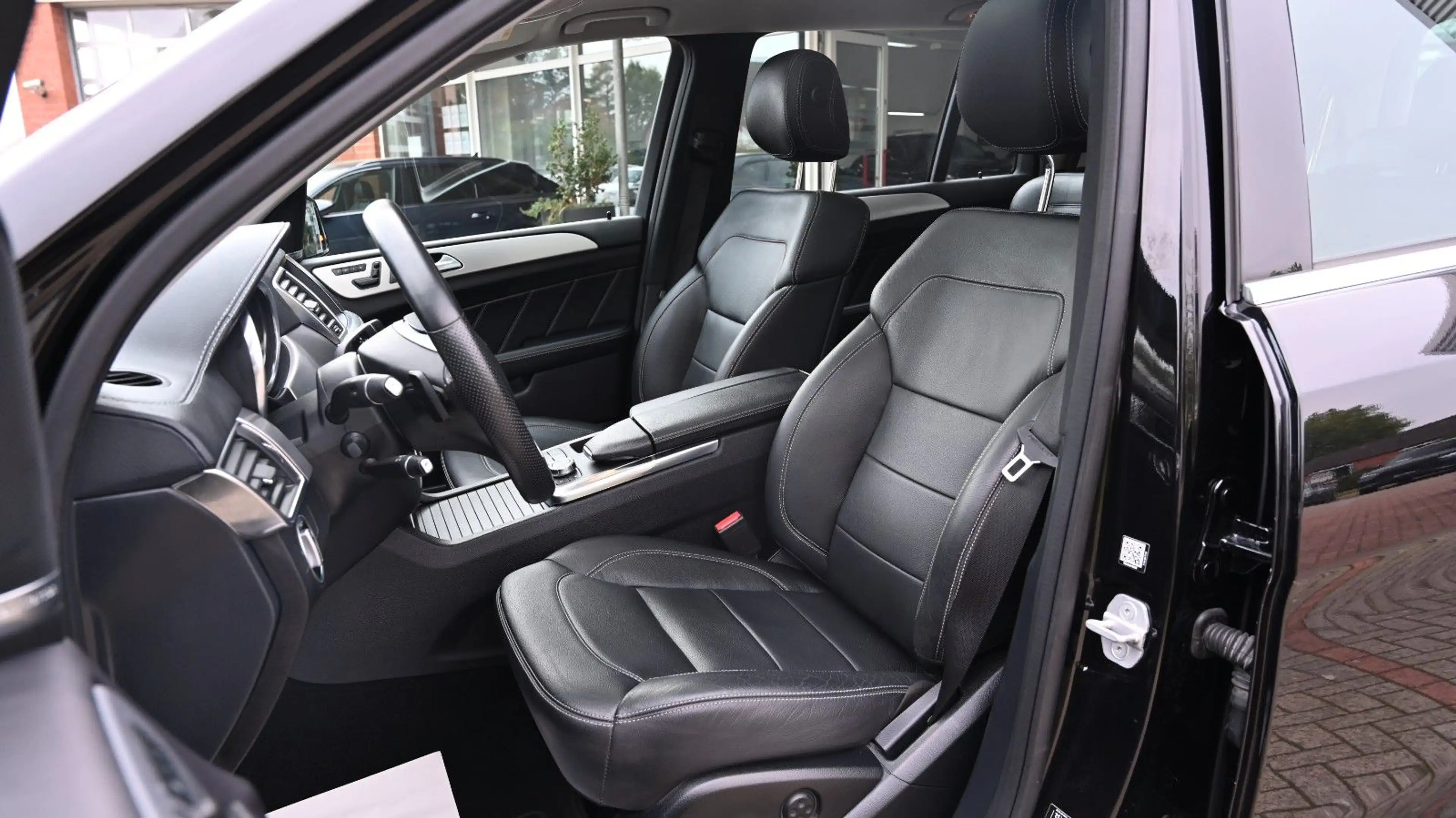 Mercedes-Benz GL 350 4Matic *7-SITZER*KAMERA*LEDER*WENIG-KM — photo 15