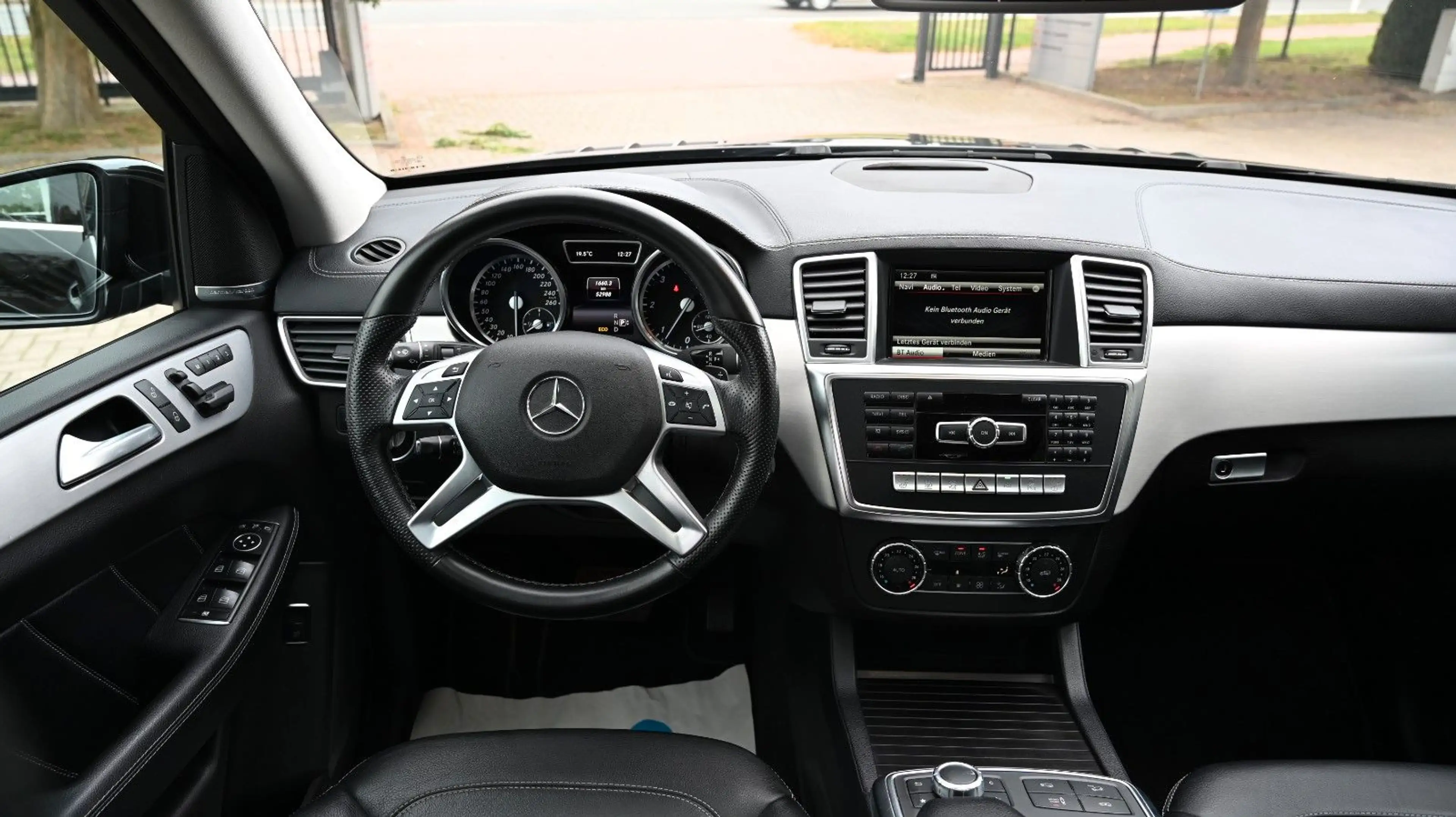 Mercedes-Benz GL 350 4Matic *7-SITZER*KAMERA*LEDER*WENIG-KM — photo 14
