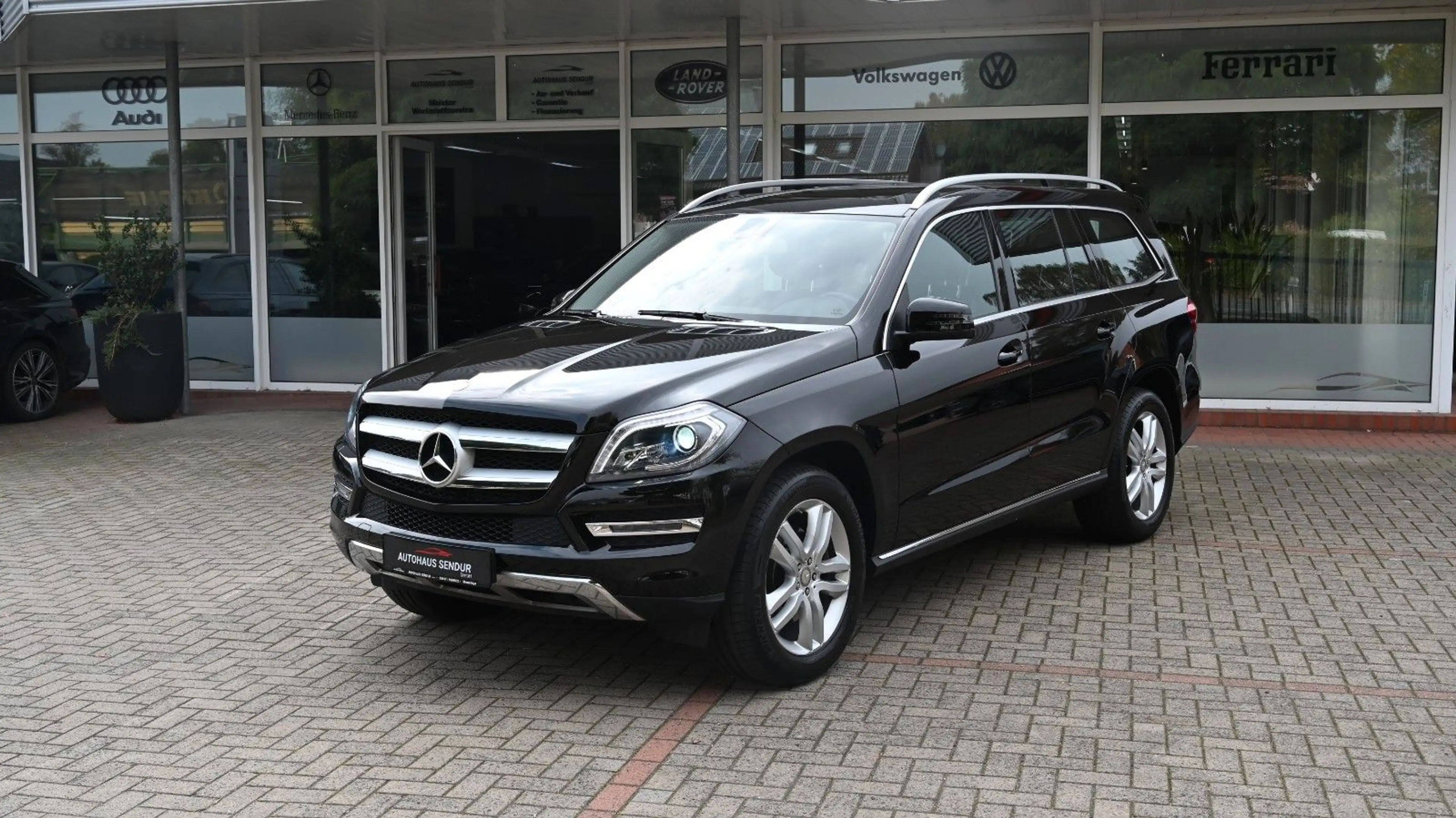 Mercedes-Benz GL 350 4Matic *7-SITZER*KAMERA*LEDER*WENIG-KM — photo 2
