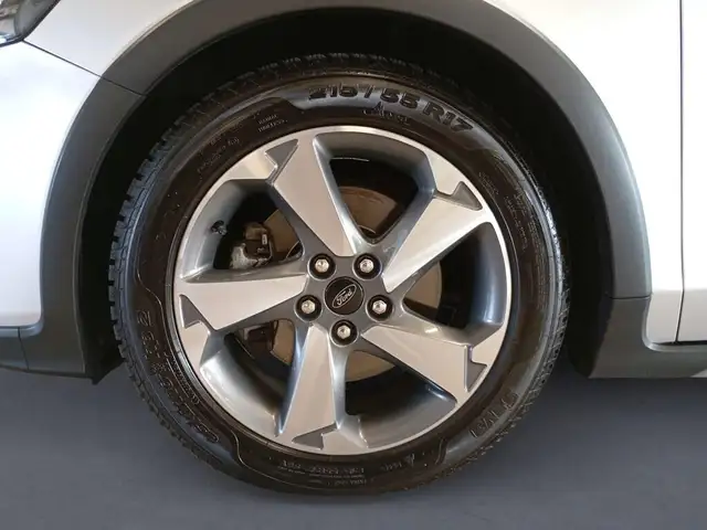 Ford Focus view 9