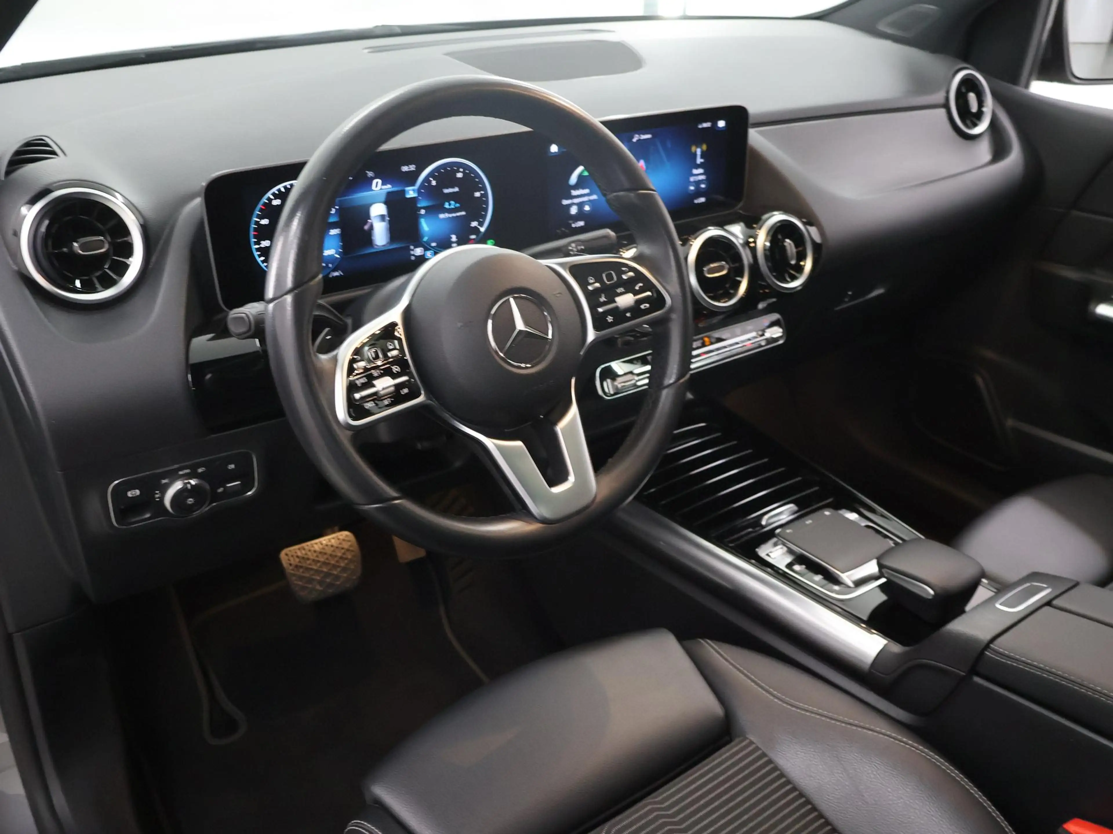 Mercedes-Benz B 200 Advantage | Panoramadak | Widescreen | Trekhaak | — photo 7