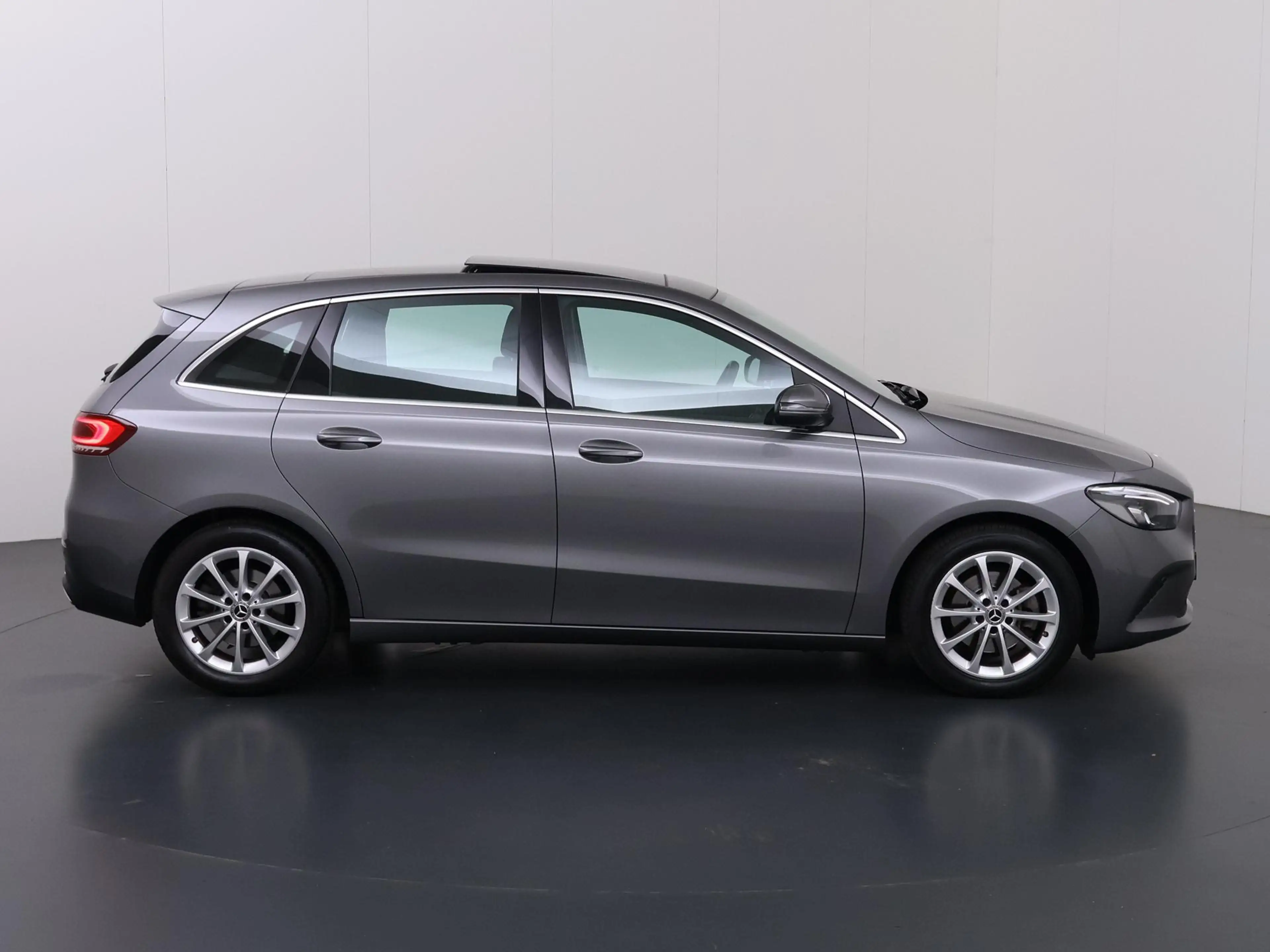 Mercedes-Benz B 200 Advantage | Panoramadak | Widescreen | Trekhaak | — photo 6