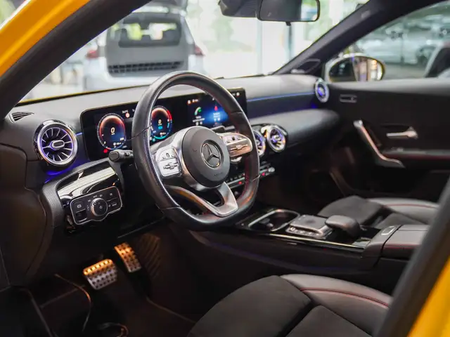 Mercedes-Benz A-Class view 14
