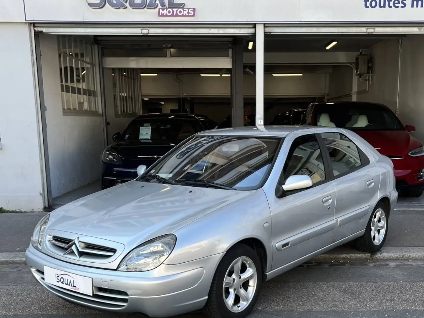 Citroen Xsara 2.0 HDi90 Exclusive 5p Gris - 1