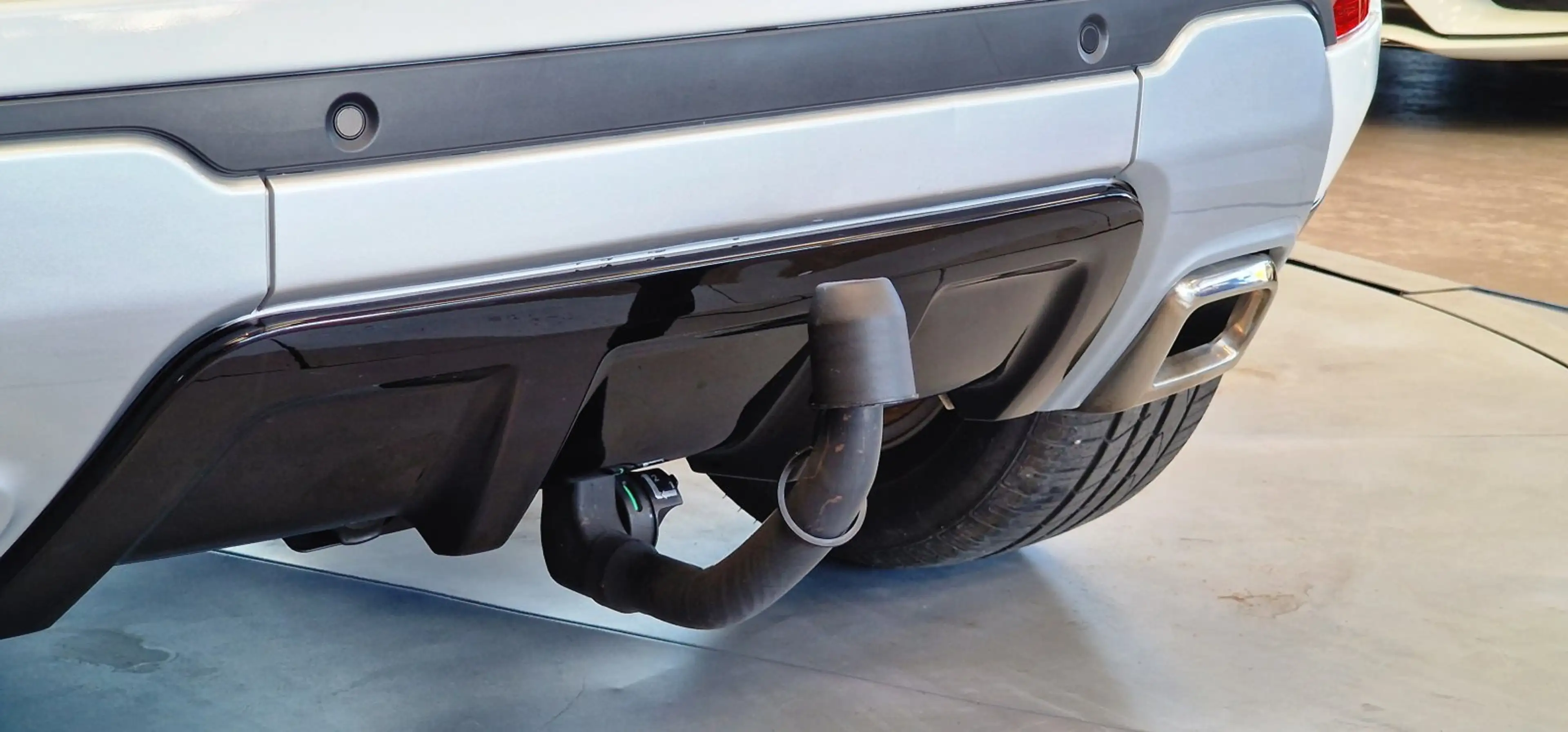Land Rover Range Rover Evoque SE Dynamic AWD 1-Hand Aut. *Lenkradheizung*Leder* — photo 9