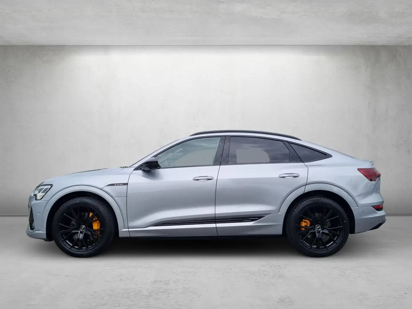 Audi e-tron Sportback S line 55 quattro Navi*AHK*Pano Grau - 2