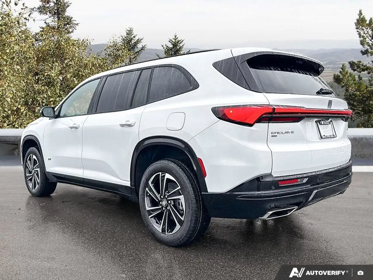 Buick Enclave снимка Buick Enclave
