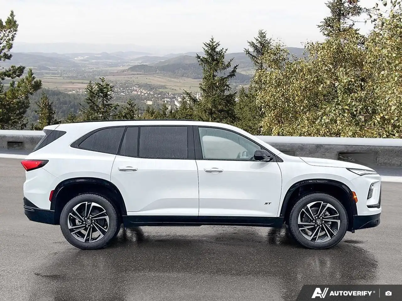 Buick Enclave снимка Buick Enclave
