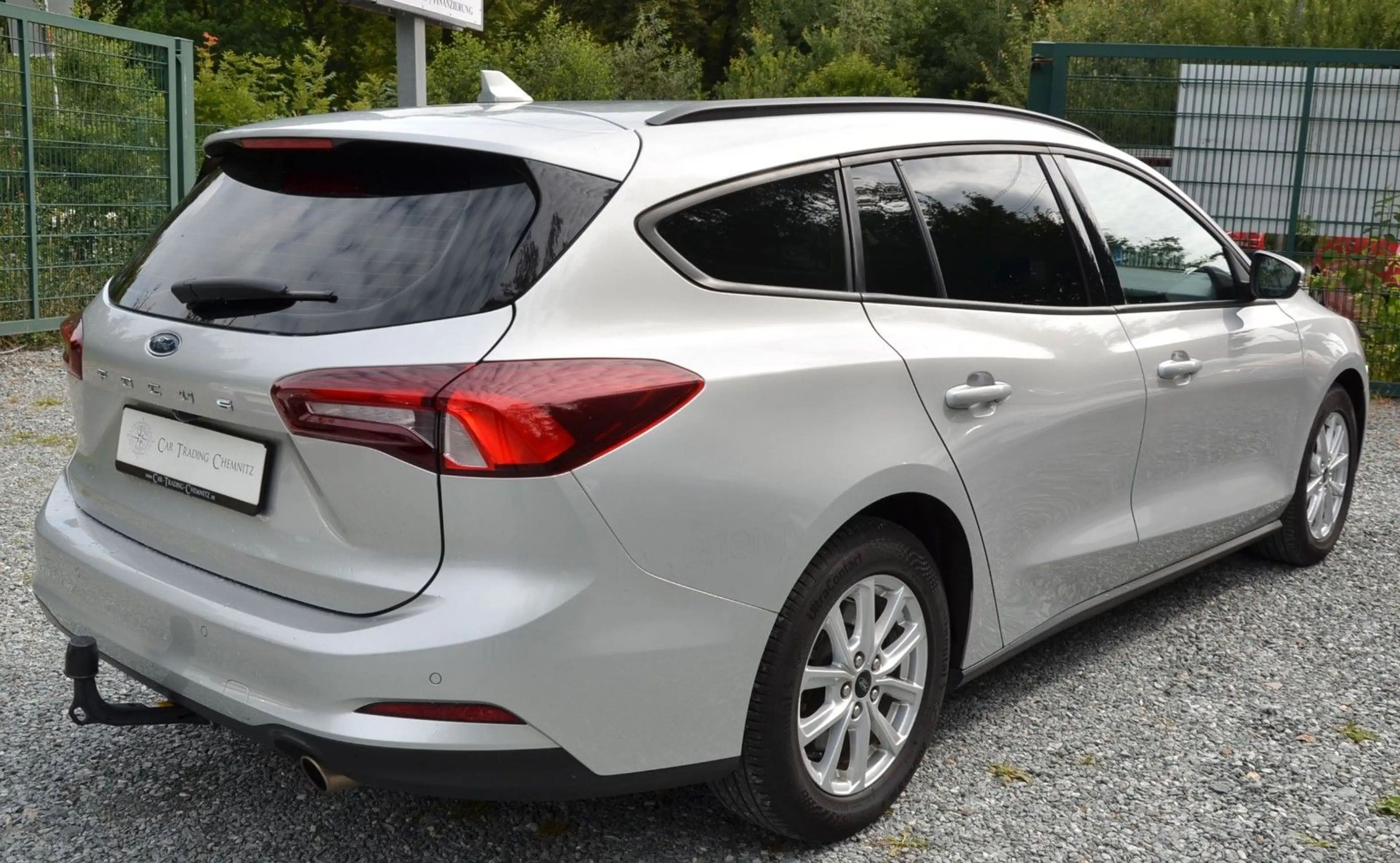 Ford Focus Kombi 1.5 TDCi Automatik Navi LED AHK — photo 5