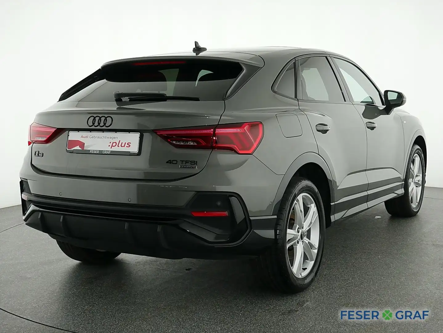 Audi Q3 Sportback 40 TFSI qu S Line Int Pano,Navi,LED,Lede Grau - 2