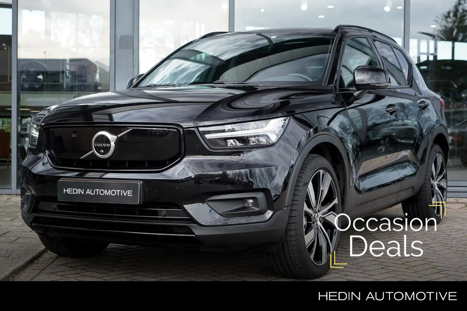 Volvo XC40 Recharge P8 AWD R-Design | 20 Inch | Panorama Dak Schwarz - 1