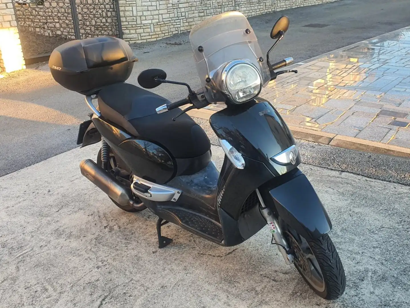 Aprilia Scarabeo 500 e.i. Negru - 1