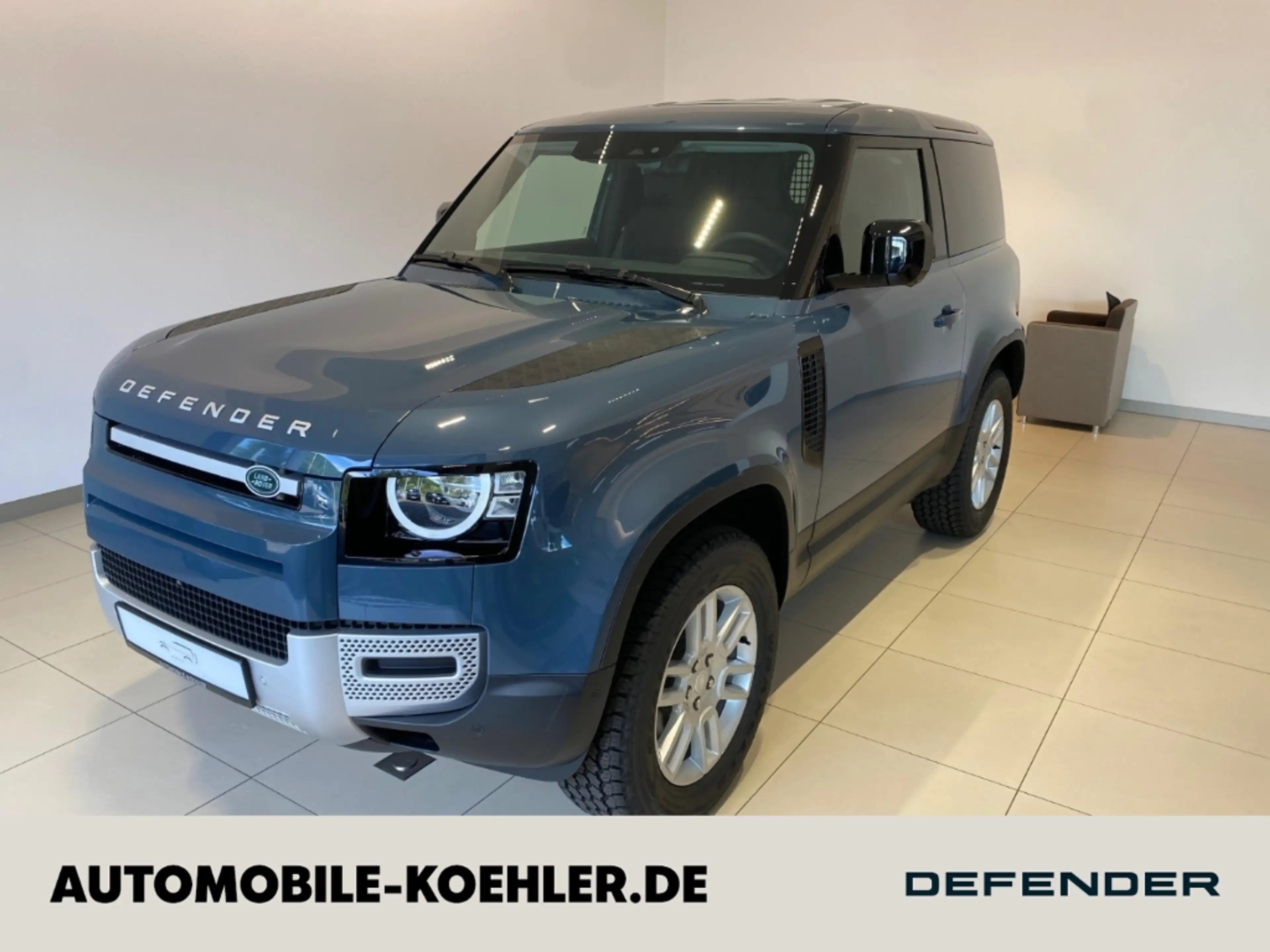 Land Rover Defender 90 D250 Hard Top S AHK WKP AT-REIFEN