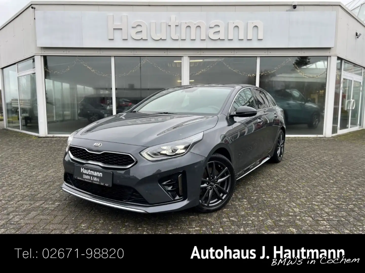 Kia ProCeed / pro_cee'd 1.6 CRDi GT-Line +1.HAND+NAVI+PANO+RFK+ Grau - 1
