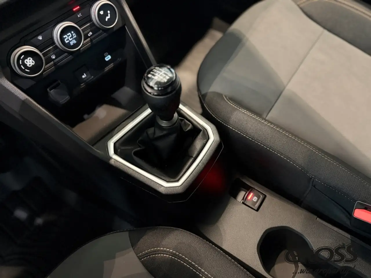 Dacia Sandero Stepway Extreme / inkl. Allwetterreifen / LED 22