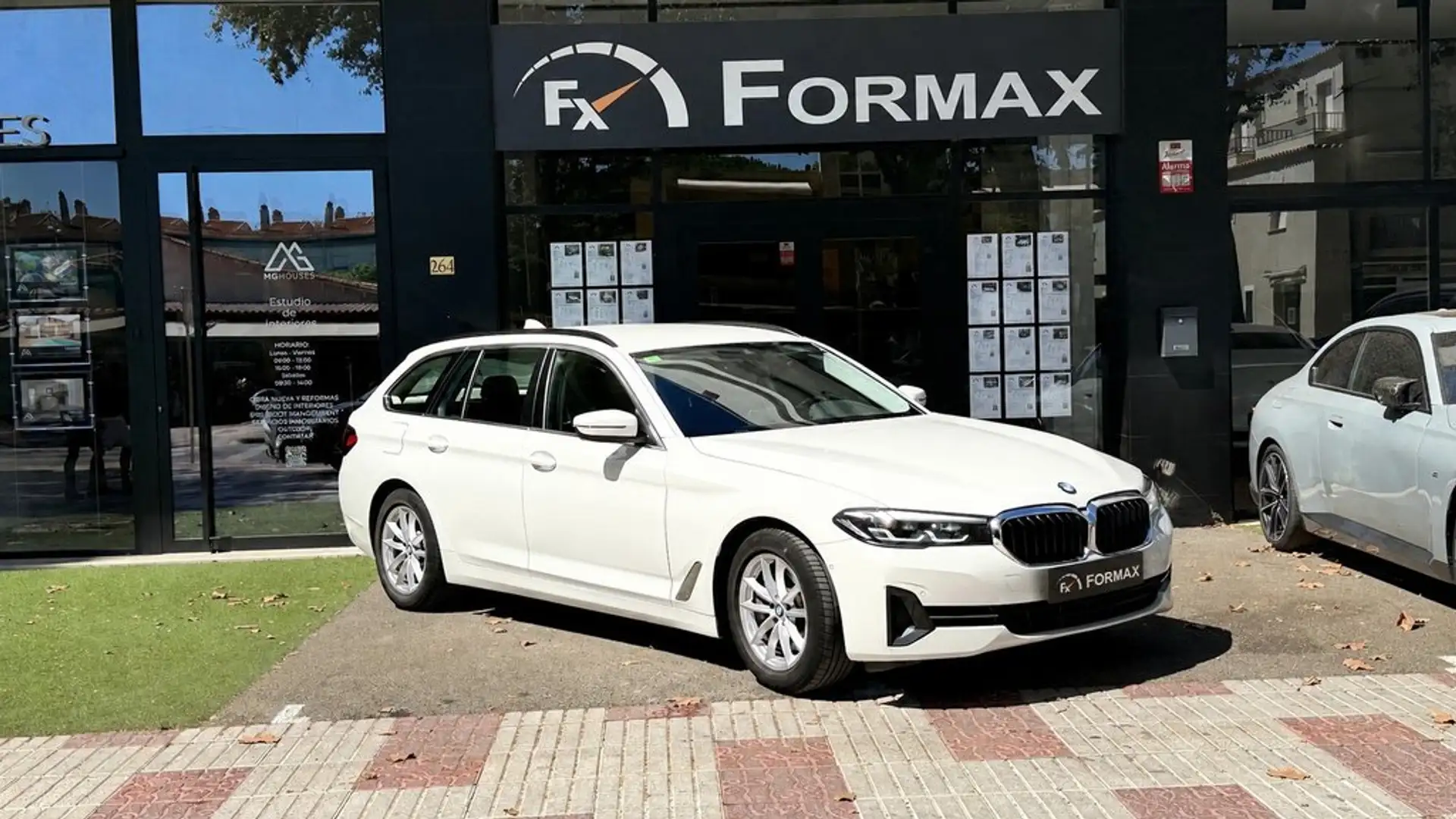 BMW 530 530dA Touring Blanco - 2