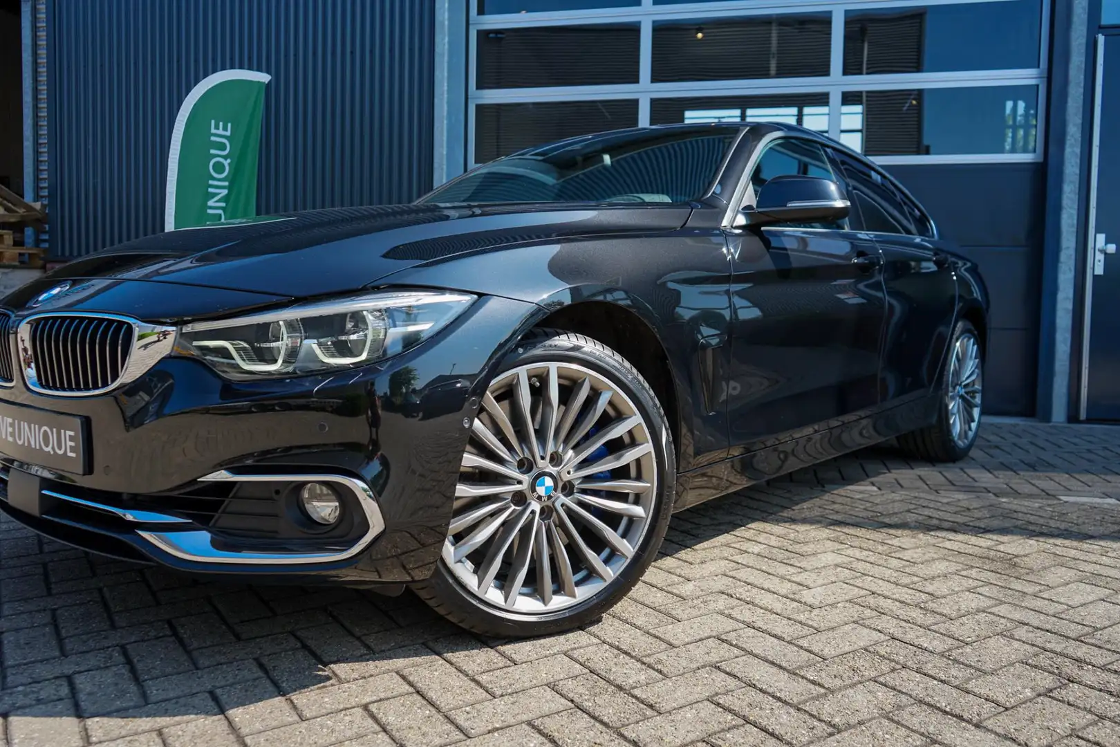 BMW 440 4-serie Gran Coupé 440i xDrive High Executive | Ad Zwart - 2