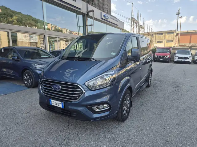 Ford Tourneo Custom Titanium