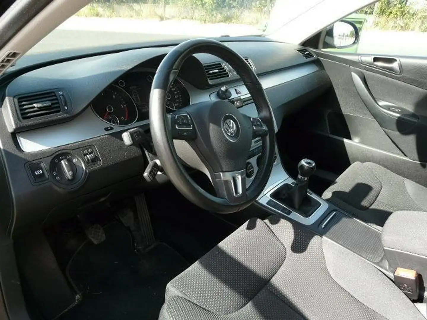 Volkswagen Passat passat PASSAT 1.6 TDI 105 CR FAP BLUEMOTION Confor Nero - 2