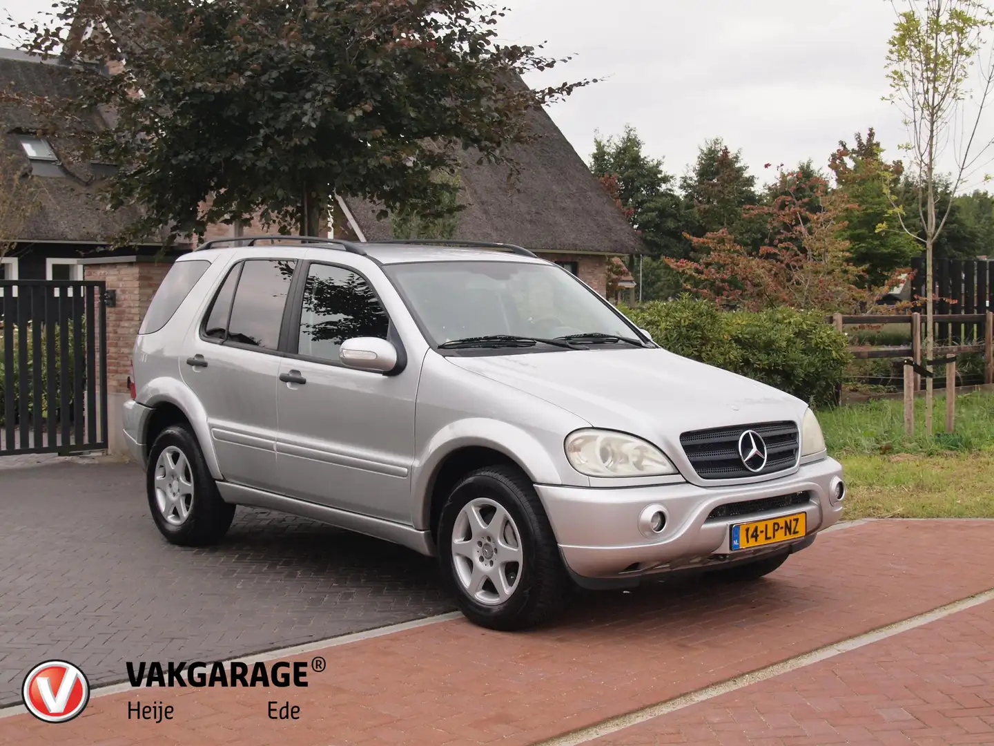 Mercedes-Benz ML 350 M-klasse Inspiration | Automaat | Cruise Control | Grijs - 1
