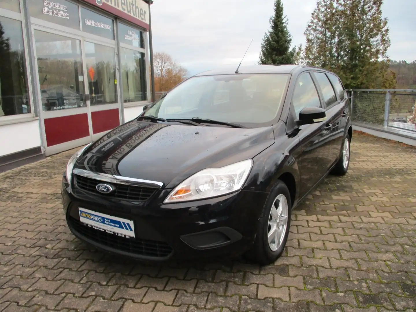 Ford Focus Turnier Concept+Klima+Alu+Sitzh+HU neu Noir - 1