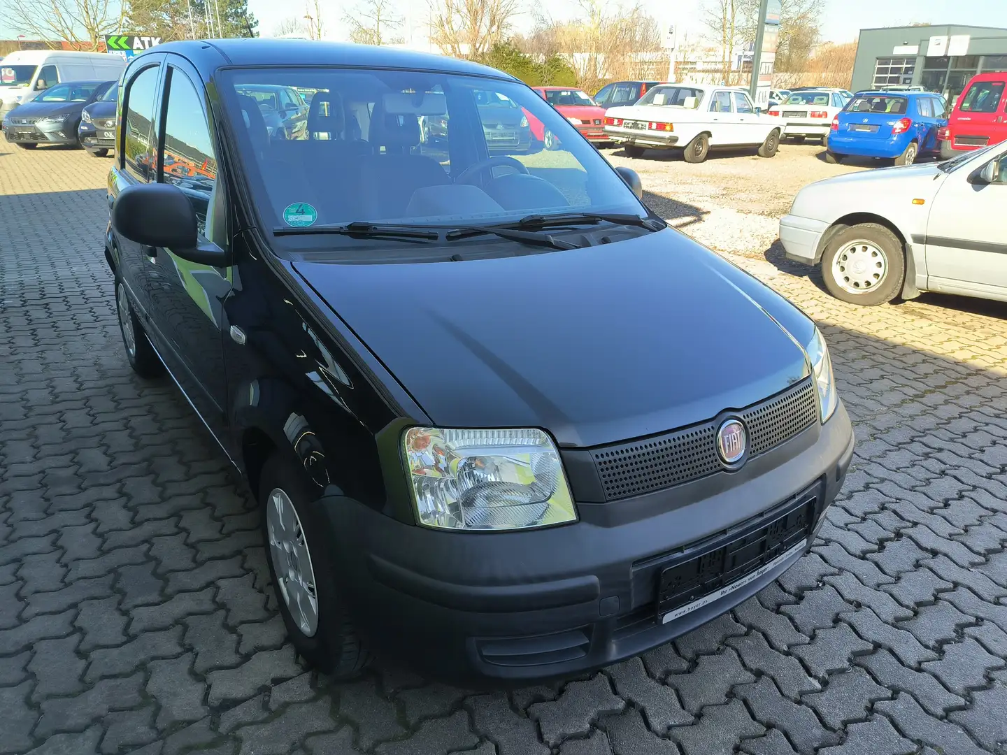 Fiat Panda 1.1 Active Tüv Wenig Km Sauber Schwarz - 2