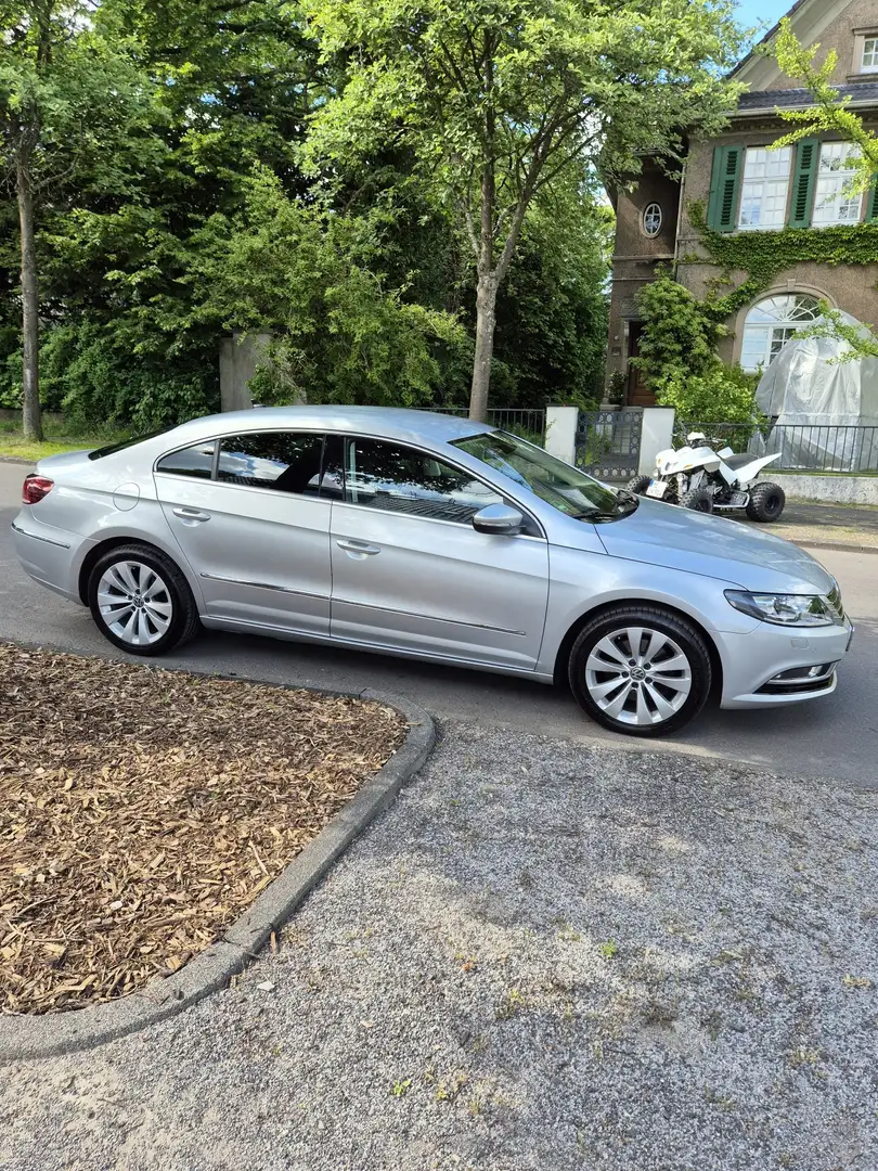 Volkswagen CC Service und  TÜV Neu wenig KM Grey - 2