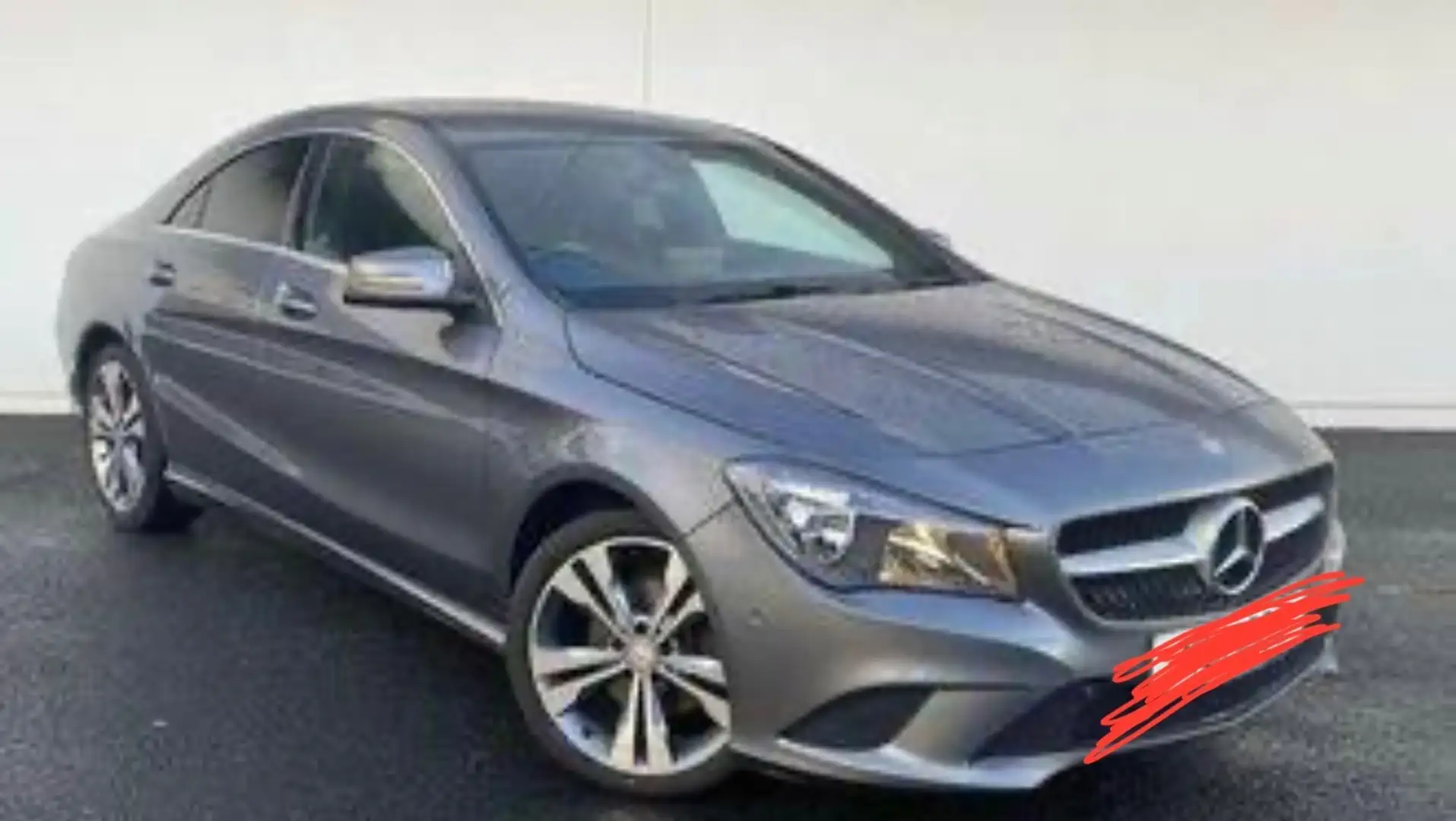 Mercedes-Benz CLA 180 Beige - 2