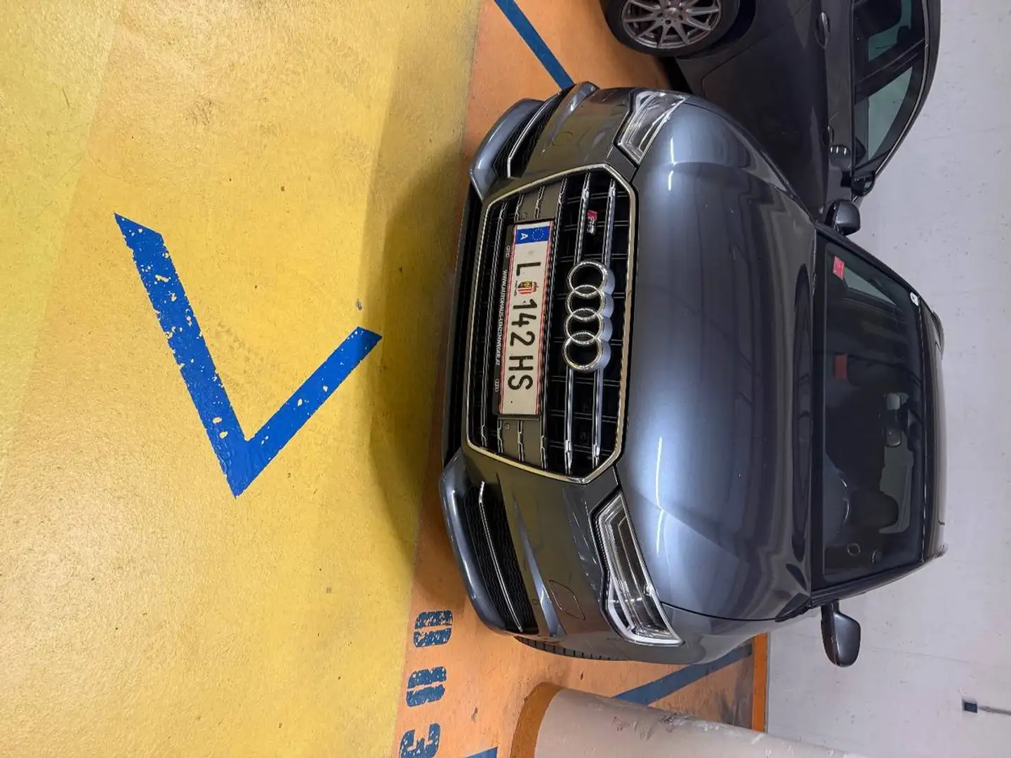 Audi S6 S6 Avant 4,0 TFSI Quattro COD S-tronic COD Grau - 1