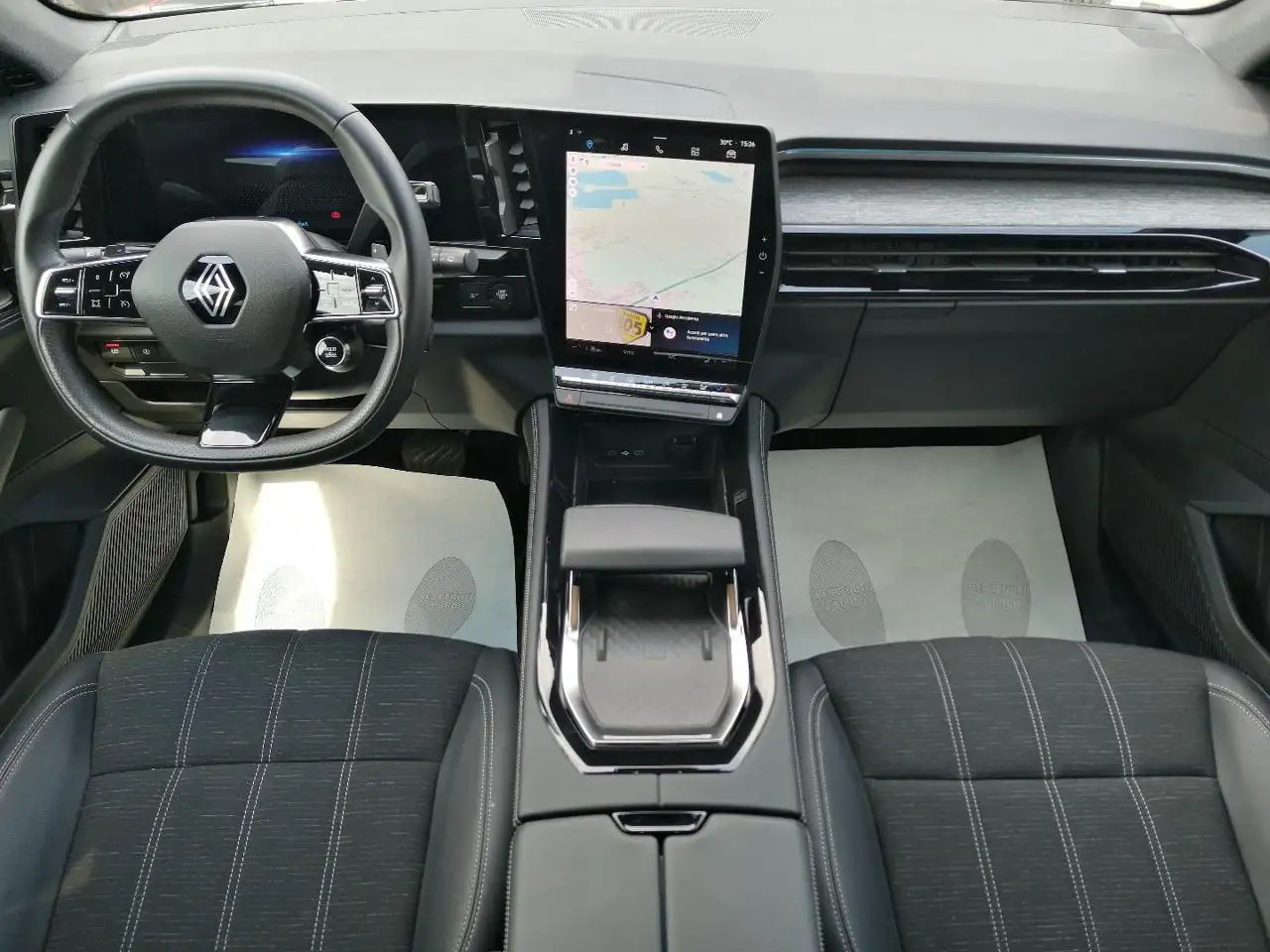 Renault Austral Mild Hybrid 160 CV Auto Techno, миниатюра 13