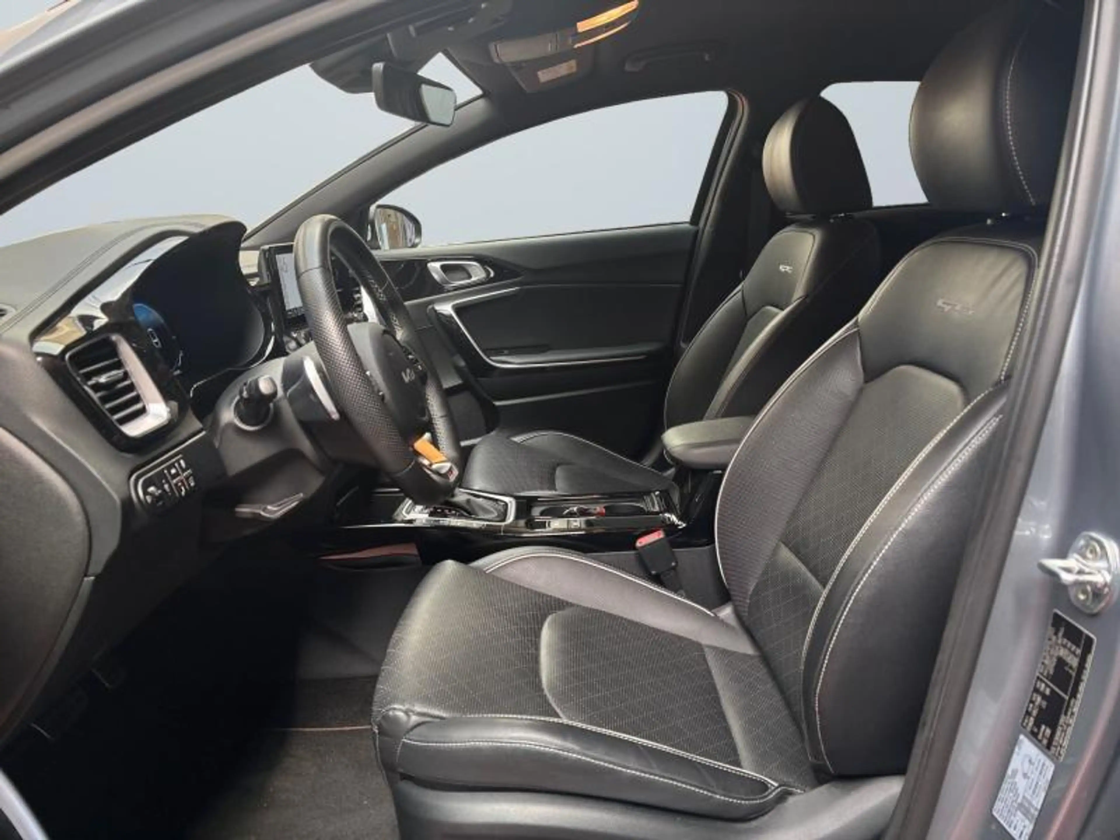 Kia ProCeed / pro_cee'd ProCeed GT | 1.6 T-GDi ISG DCT 160 cv | Cuir | Cli — photo 10