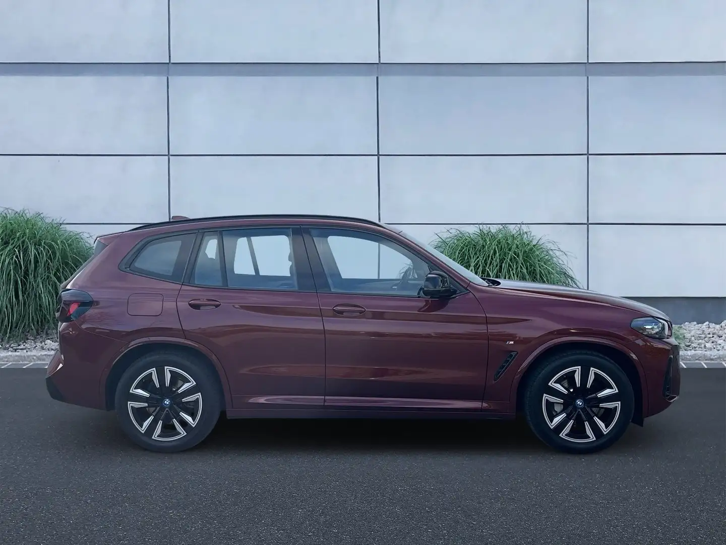 BMW iX3 M Sport DAB LED WLAN Parkassistent Shz Rouge - 2