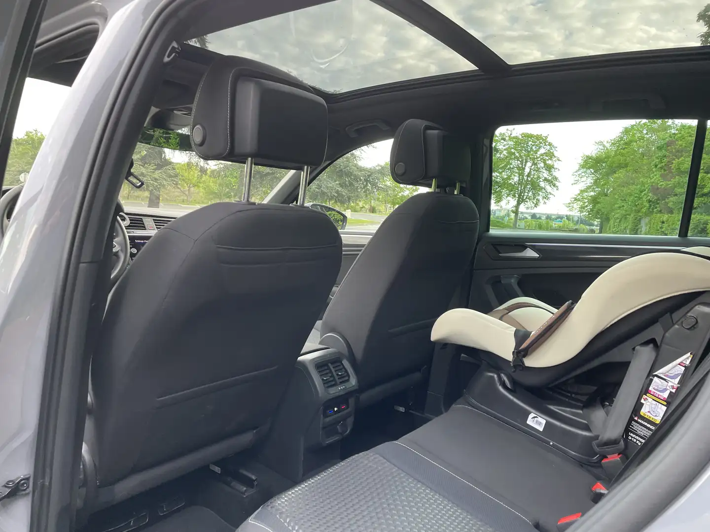 Volkswagen Tiguan Allspace 2.0 TDI 150 DSG7 United Gris - 1