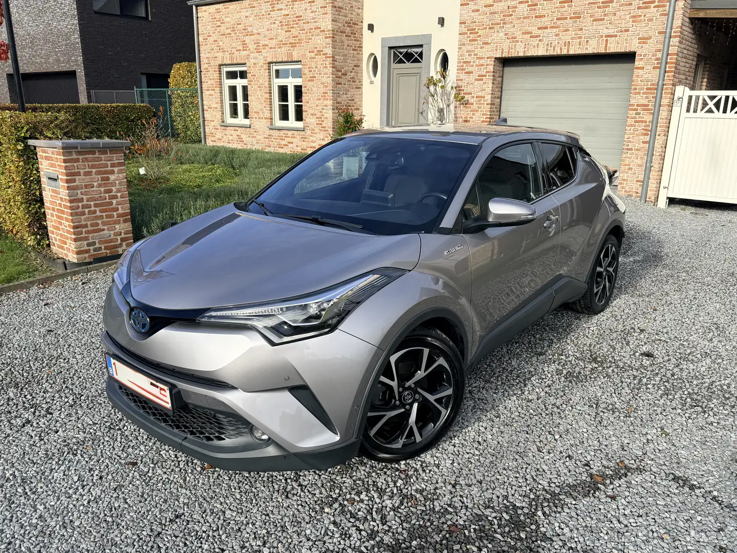 Toyota C-HR Hybrid C-LUB Argent - 1