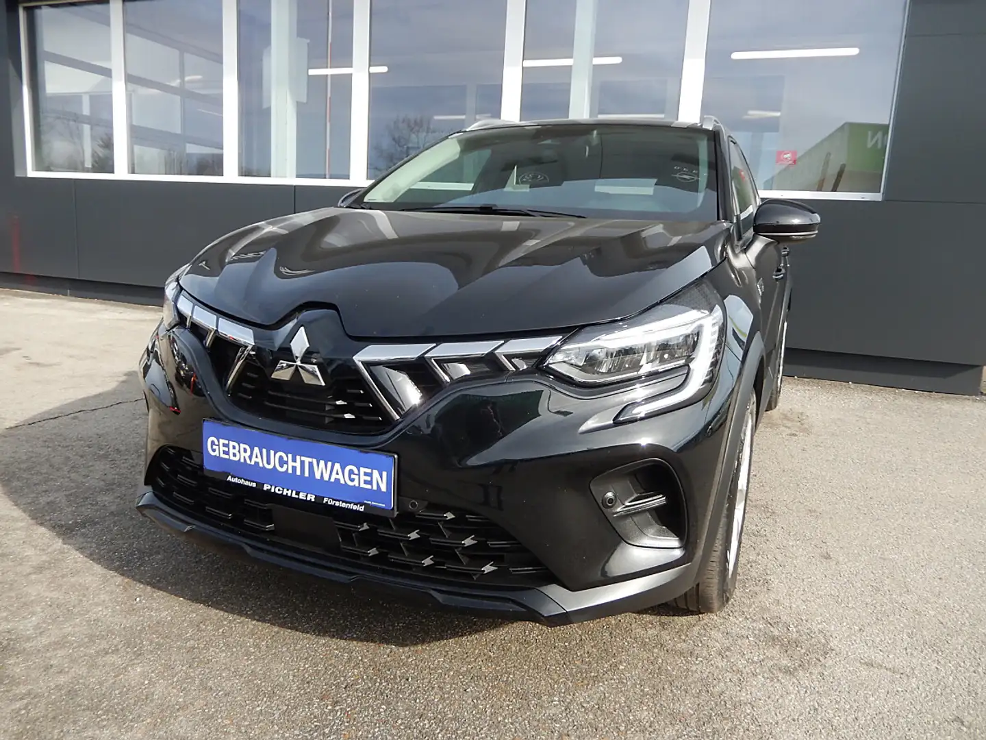 Mitsubishi ASX 1,6 MPI HEV Invite Schwarz - 1