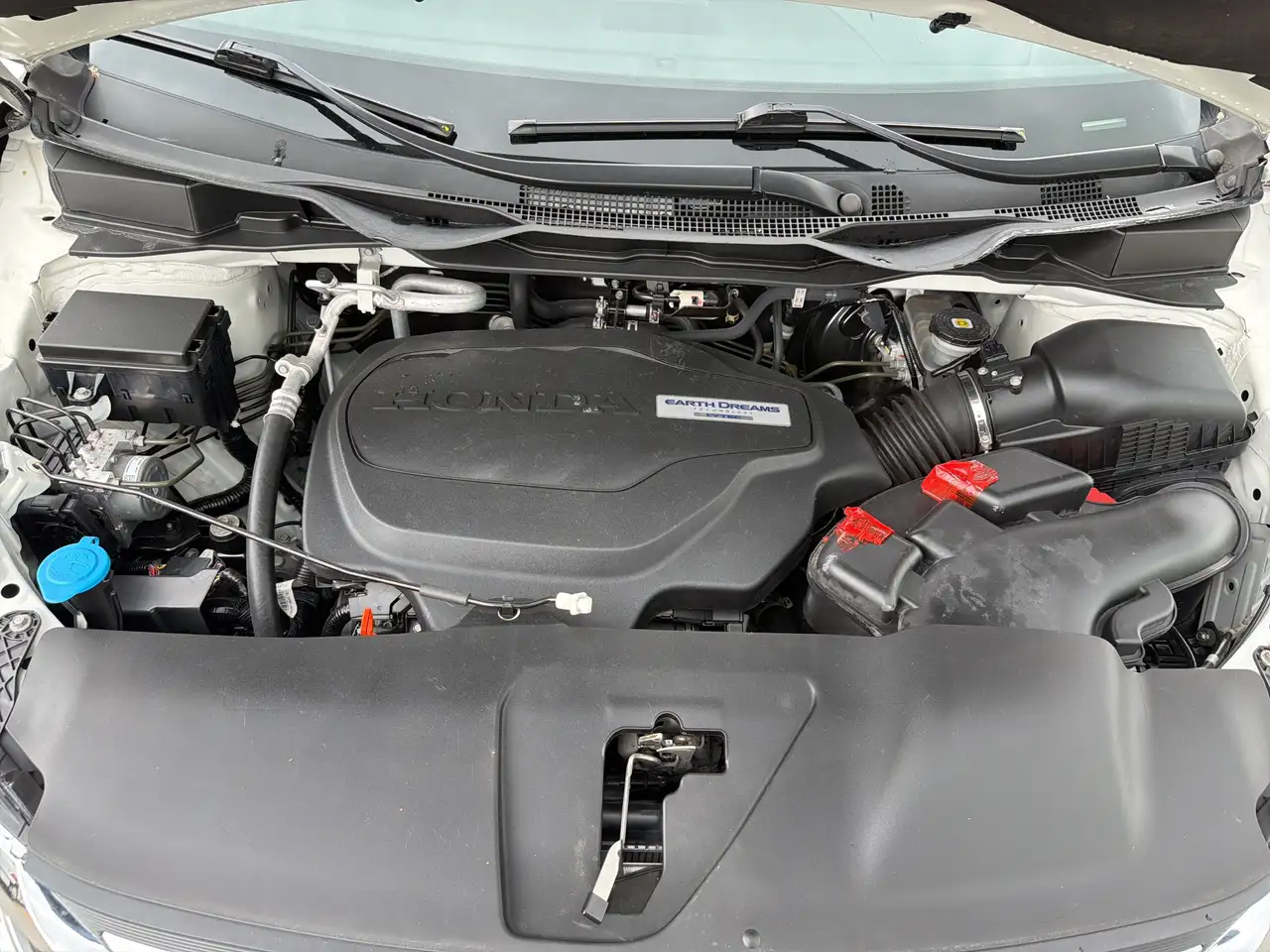 Honda Odyssey снимка Honda Odyssey