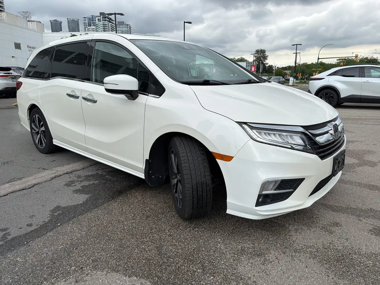 Honda Odyssey снимка Honda Odyssey