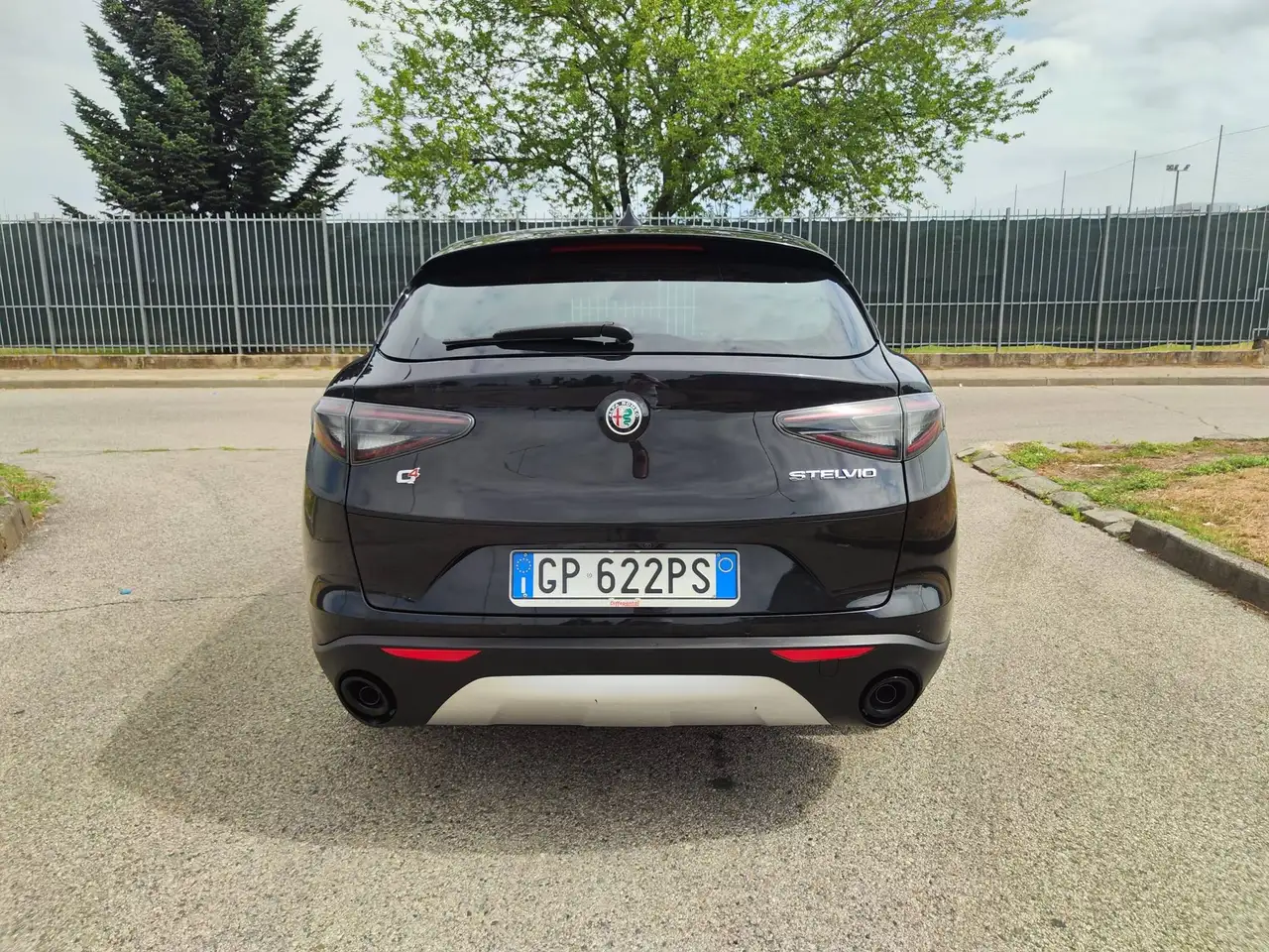 Alfa Romeo Stelvio 2023 — фото 10