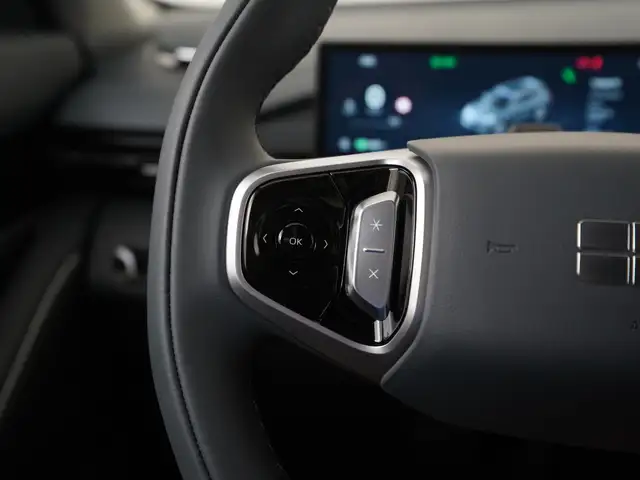 Geely E5 view 7