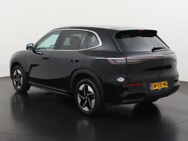 Geely E5 view 6